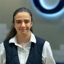 Sara, Sales Agent bei der TMC Gruppe